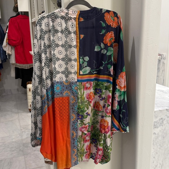 Akemi + Kin floral open wrap - Picture 4 of 5